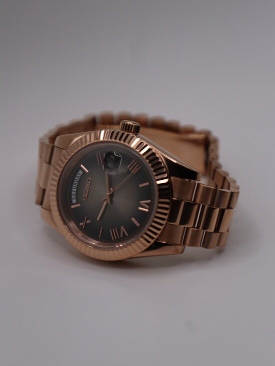 🌹 Rose Gold Seiko Mod Day-Date | Grey Ombre Dial | Automatic | 40mm 🌹 - Picture 3 of 7